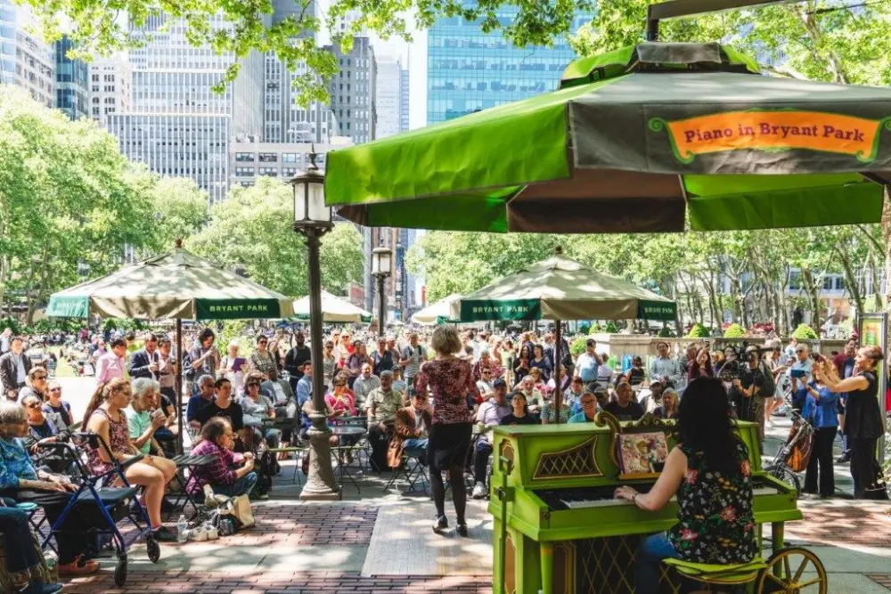 Piano in Bryant Park: Daryl Sherman