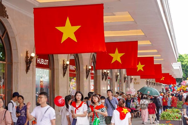 Nghỉ thứ 2 - làm bù thứ 7